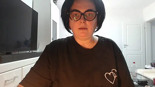 Snapshot of Amandamuller1982 chatting on 07-04-26, 01:37 Amandamuller1982 online show from 07-04-26, 01:37