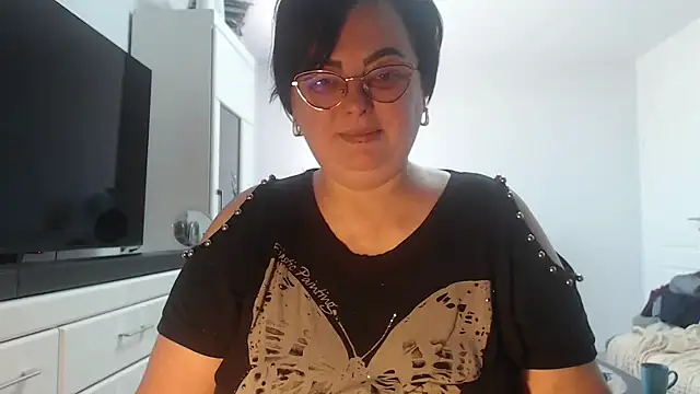 Amandamuller1982 online show from 04-23-26, 08:32