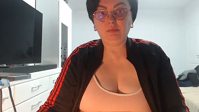 Amandamuller1982 online show from 04-03-26, 08:15