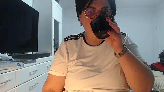 Amandamuller1982 online show from 03-27-26, 10:33