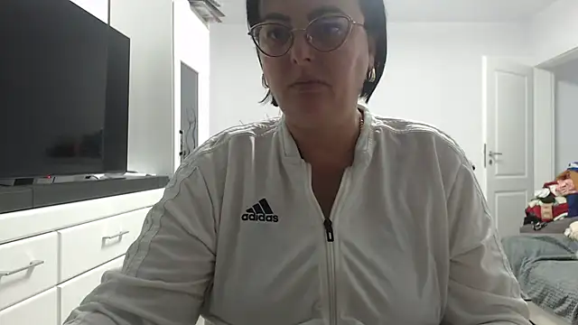 Amandamuller1982 online show from 11-02-25, 03:39