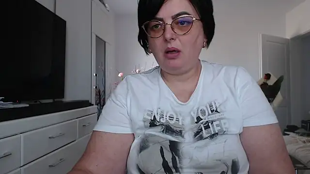 Amandamuller1982 online show from 03-05-26, 12:13