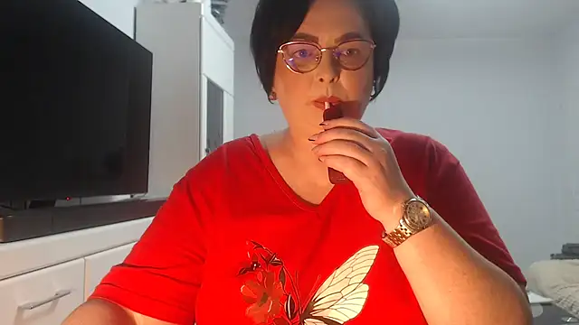 Amandamuller1982 online show from 04-30-26, 08:57