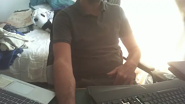 Snapshot of shyfrenchcock1 chatting on 07-17-26, 09:17 shyfrenchcock1 online show from 07-17-26, 09:17