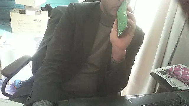 shyfrenchcock1 online show from 02-13-26, 10:26