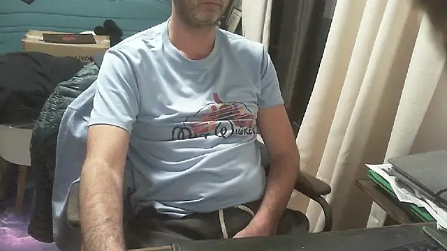 shyfrenchcock1 online show from 02-21-26, 06:43