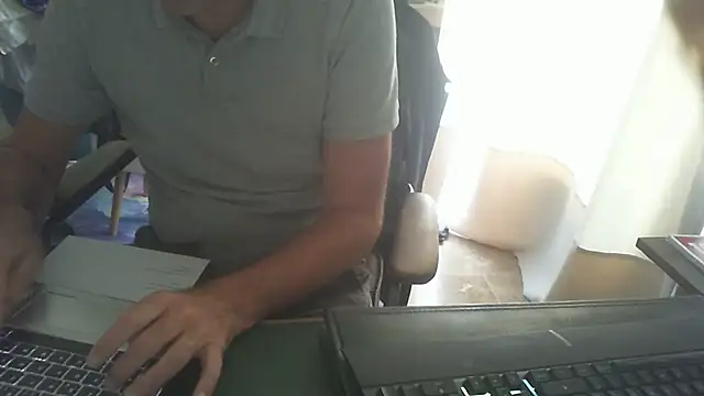 Snapshot of shyfrenchcock1 chatting on 07-06-26, 12:45 shyfrenchcock1 online show from 07-06-26, 12:45