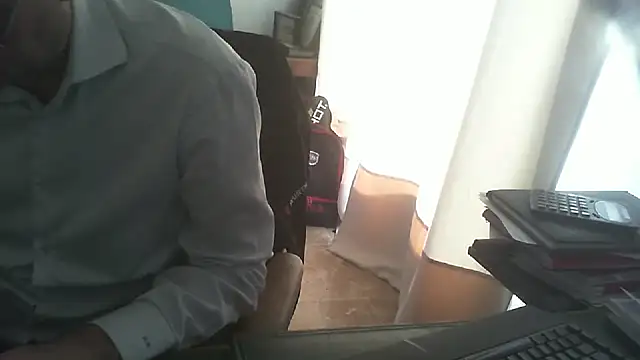 shyfrenchcock1 online show from 11-18-25, 09:56