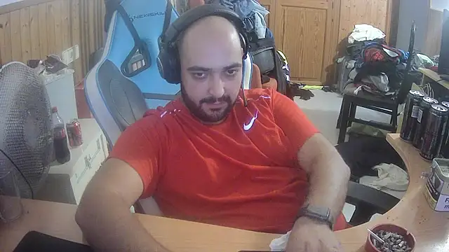 chicomallorca96 online show from 10-14-25, 05:46