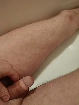 Snapshot of Stripchatsek chatting on 02-04-25, 07:07 Stripchatsek online show from 02-04-25, 07:07