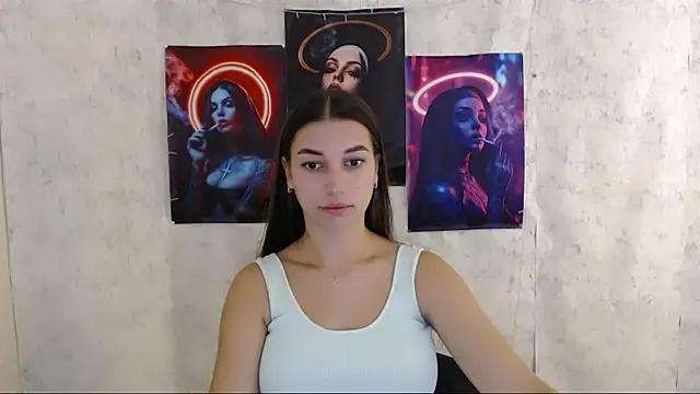 Snapshot of KarolinaRosse_ chatting on 10-04-25, 05:42 KarolinaRosse online show from 10-04-25, 05:42