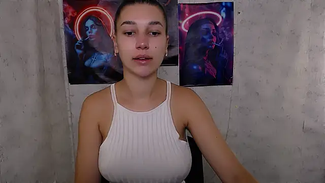 Snapshot of KarolinaRosse_ chatting on 09-20-25, 05:01 KarolinaRosse online show from 09-20-25, 05:01