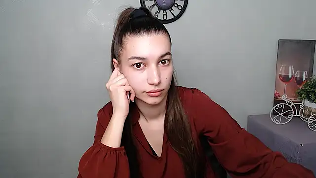 Snapshot of KarolinaRosse_ chatting on 03-03-25, 06:52 KarolinaRosse online show from 03-03-25, 06:52