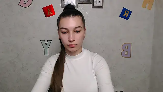 Snapshot of KarolinaRosse_ chatting on 03-11-25, 07:03 KarolinaRosse online show from 03-11-25, 07:03