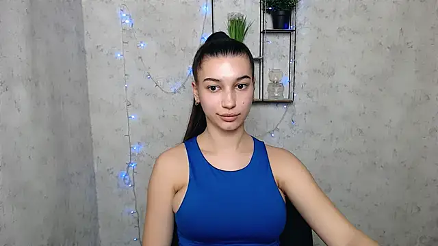 Snapshot of KarolinaRosse_ chatting on 03-10-25, 09:56 KarolinaRosse online show from 03-10-25, 09:56