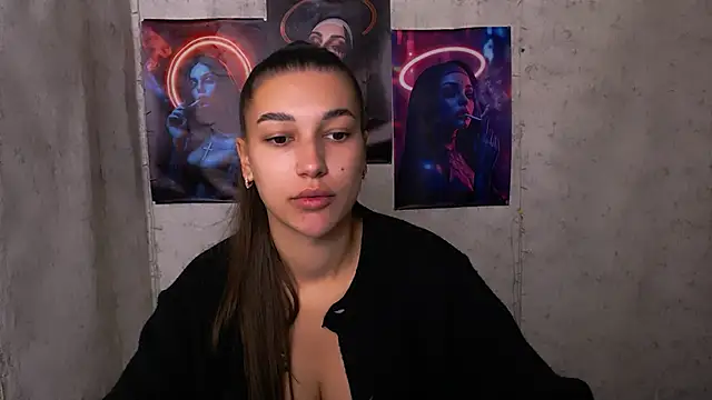 Snapshot of KarolinaRosse_ chatting on 09-15-25, 05:08 KarolinaRosse online show from 09-15-25, 05:08