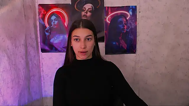 Snapshot of KarolinaRosse_ chatting on 10-03-25, 05:09 KarolinaRosse online show from 10-03-25, 05:09