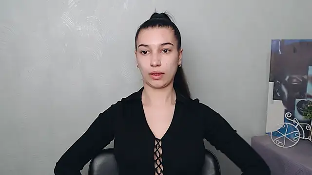 Snapshot of KarolinaRosse_ chatting on 03-17-25, 07:02 KarolinaRosse online show from 03-17-25, 07:02