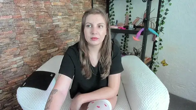 andradahot15 online show from 11-02-25, 11:48