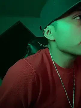 SkinnyHot444 online show from 12-17-24, 01:05