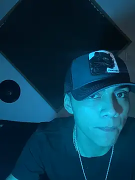 SkinnyHot444 online show from 03-09-25, 02:21