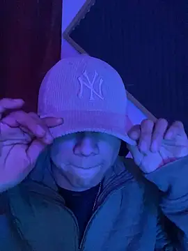 SkinnyHot444 online show from 01-16-25, 11:48