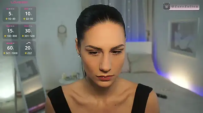 ZoeeZolton online show from 01-05-25, 05:41