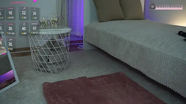 ZoeeZolton online show from 02-02-25, 02:45