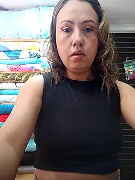 Snapshot of VIOLETA-25_ chatting on 10-06-25, 12:06 VIOLETA-25 online show from 10-06-25, 12:06