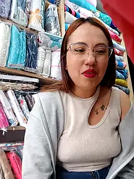 Snapshot of VIOLETA-25_ chatting on 03-21-25, 07:46 VIOLETA-25 online show from 03-21-25, 07:46