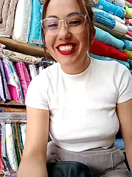 Snapshot of VIOLETA-25_ chatting on 03-17-25, 07:58 VIOLETA-25 online show from 03-17-25, 07:58