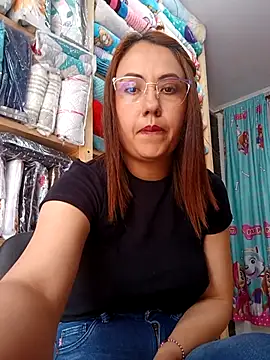 Snapshot of VIOLETA-25_ chatting on 03-10-25, 06:56 VIOLETA-25 online show from 03-10-25, 06:56