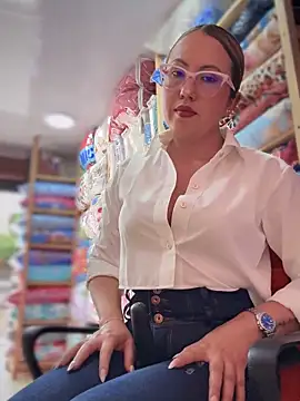 VIOLETA-25  online show from 02-19-26, 03:53