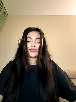 Snapshot of Sweet_Khalifa_ chatting on 11-06-25, 02:43 Sweet Khalifa online show from 11-06-25, 02:43