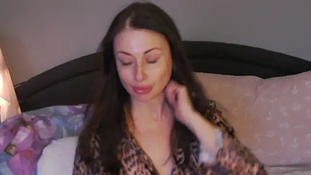 Mia Lovi online show from 04-15-26, 01:26