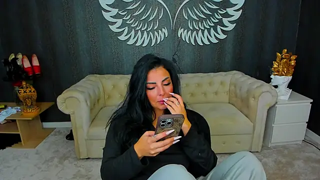 anemarieejolie online show from 10-28-25, 05:23