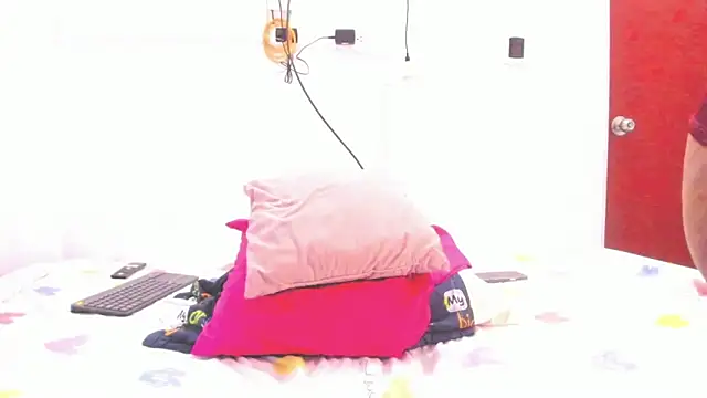 Miranda-brow online show from 11-04-25, 01:53