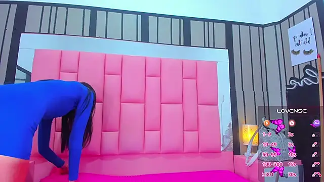 Ashleimoss online show from 01-31-25, 11:35