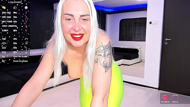 Blond Babes online show from 01-06-26, 05:39