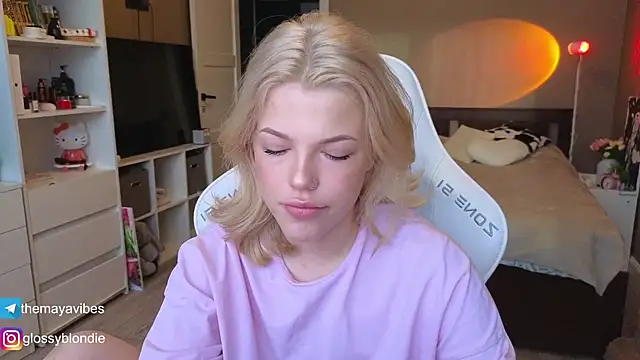 Maya Rave online show from 04-13-26, 04:16