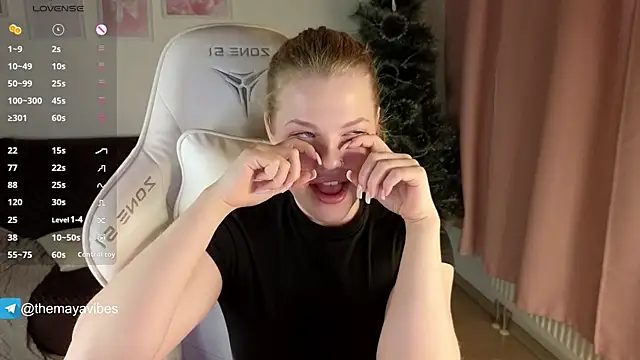 Maya Rave online show from 01-17-26, 03:32