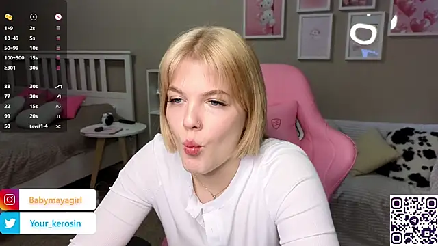 Snapshot of Maya_Rave chatting on 02-26-25, 06:40 Maya Rave online show from 02-26-25, 06:40