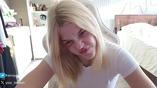 Maya Rave online show from 07-17-26, 03:37