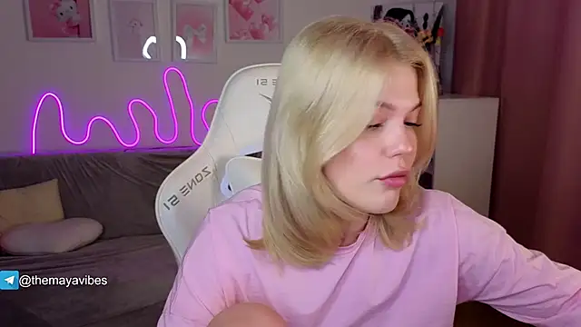 Maya Rave online show from 02-10-26, 03:27