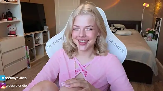 Maya Rave online show from 04-09-26, 03:30