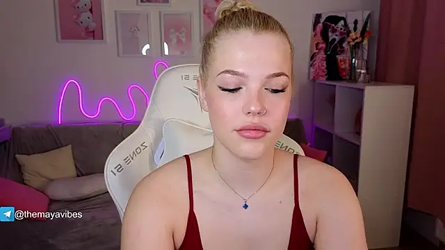 Maya Rave online show from 02-12-26, 03:50