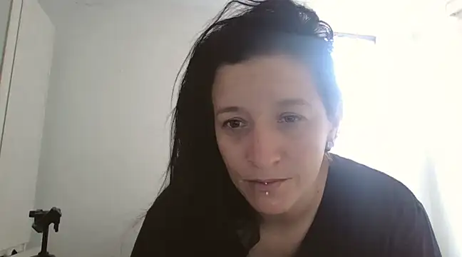 Snapshot of hanamy_joha chatting on 03-12-25, 03:29 hanamy joha online show from 03-12-25, 03:29