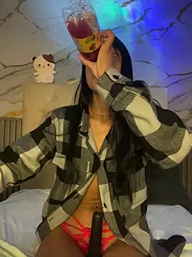 bonnie 18x online show from 03-22-25, 11:21