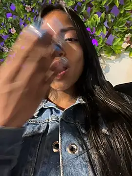 bonnie 18x online show from 11-13-25, 11:30