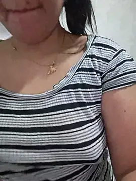 steisy325 online show from 04-10-26, 02:35